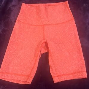 Lululemon Athletica bike shorts NEW size 4